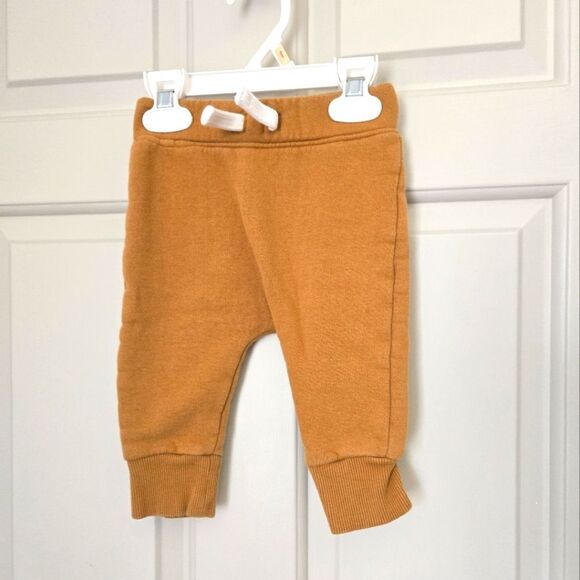 3/$20 Rise Little Earthling Sweatpants - Picture 1 of 4